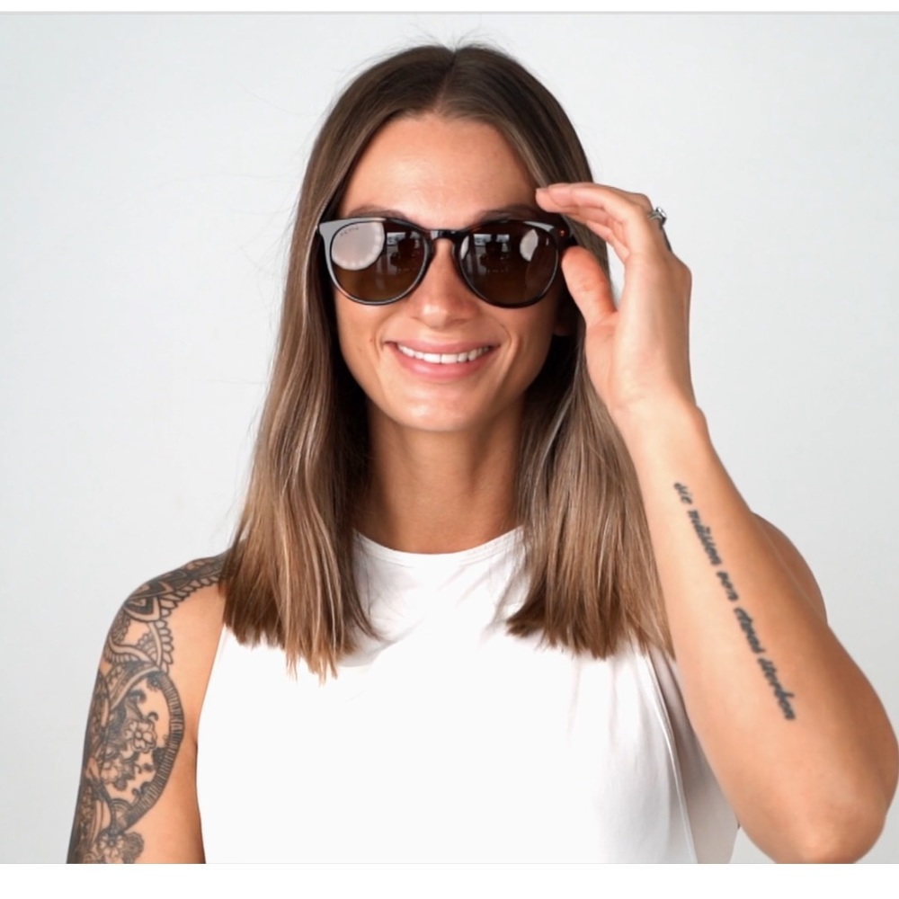 NWT Activ T2B GLOSS TORTOISE & GOLD - sold out style